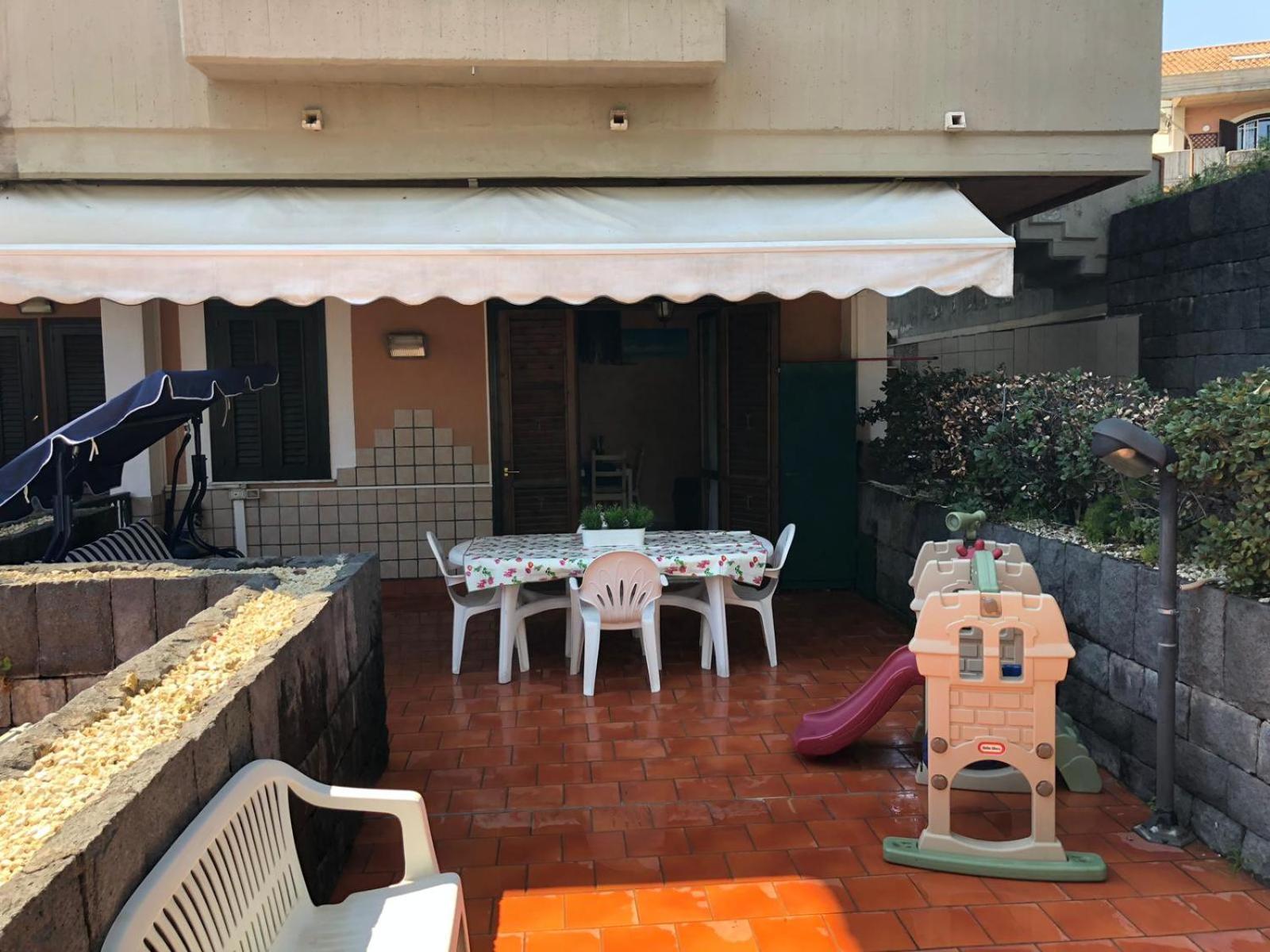 אסראלה Chloe'S Apartment מראה חיצוני תמונה
