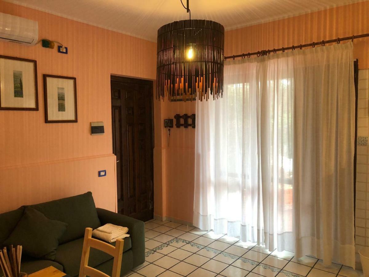 אסראלה Chloe'S Apartment מראה חיצוני תמונה